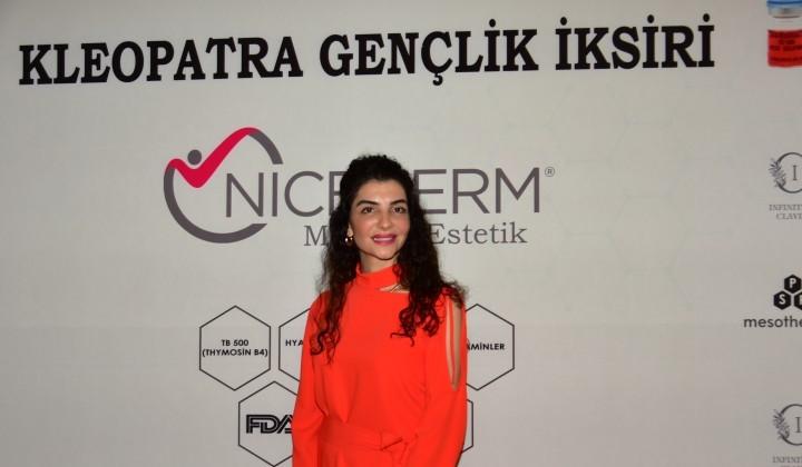 Ayşe Kulin, Tamer Levent ve Selen Görgüzel’in güzellik sırrı Nihan Bozatlı'nın 'Kleopatra Gençlik İksiri' ile ortaya çıktı 11 Ayşe Kulin, Tamer Levent ve Selen Görgüzel’in güzellik sırrı Nihan Bozatlı’nın ‘Kleopatra Gençlik İksiri’ ile ortaya çıktı