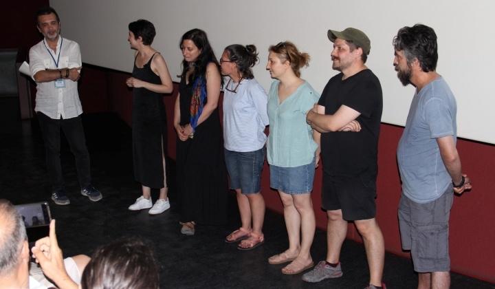 Zuhal, 2. İzmir Uluslararası Film ve Müzik Festivali’nde izleyici ile buluştu 1 Zuhal, 2. İzmir Uluslararası Film ve Müzik Festivali’nde izleyici ile buluştu