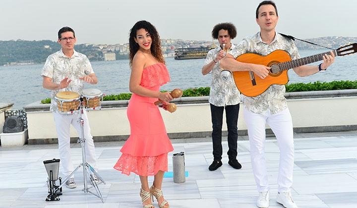 Four Seasons Hotel Bosphorus Sedef Gali ile 'Yaza Merhaba' dedi 5 Four Seasons Hotel Bosphorus Sedef Gali ile ‘Yaza Merhaba’ dedi