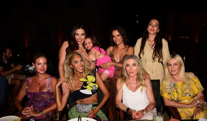 Cemiyet, Ruins Bodrum'da bir araya geldi 7 Cemiyet, Ruins Bodrum’da bir araya geldi