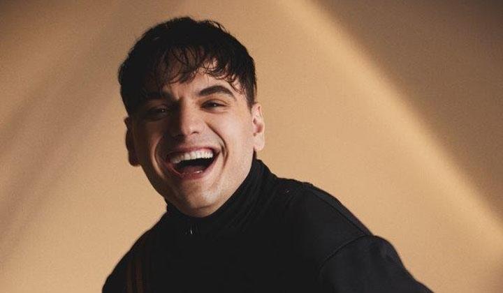Albin Hasani, son single’ı 'Gece Gündüz'ü sevenleriyle buluşturdu 1 Albin Hasani, son single’ı ‘Gece Gündüz’ü sevenleriyle buluşturdu