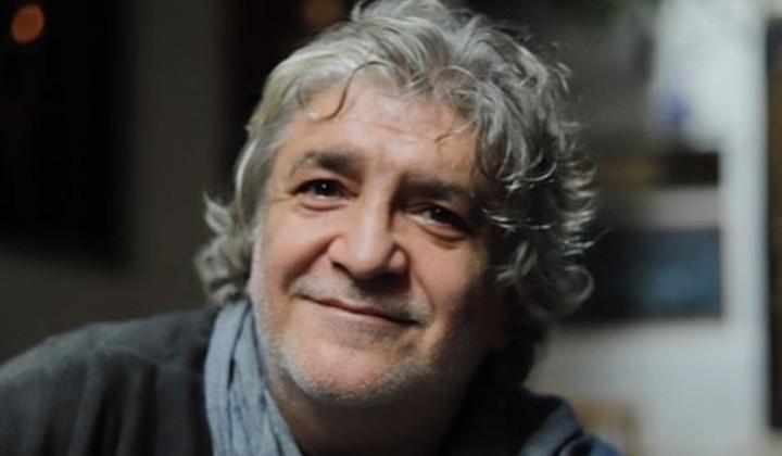 Cem Arslan’ın eğlenceli kaleminin hayat bulduğu ‘Afili Kentin Alaylıları’ raflarda