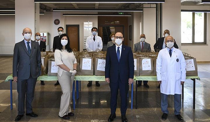 İtalya’dan Türk sağlık çalışanlarına teşekkür yemeği
