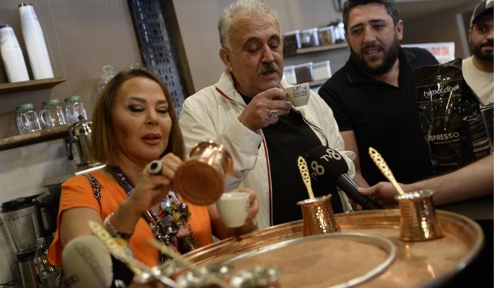 Harput Dibek Kahvesi Pendik şubesi açılışında kahkaha tufanı 5 Harput Dibek Kahvesi Pendik şubesi açılışında kahkaha tufanı