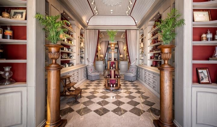 Ünlü isimler Atelier Rebul’un tarih kokan yeni mağazasında buluştu