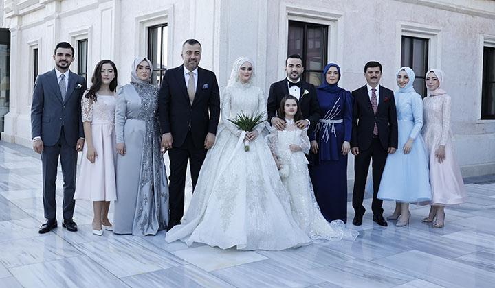 H. Hamza Hamidi ile Ayşegül Hamidi’nin düğününden mutluluk kareleri Quality Eylül sayısında