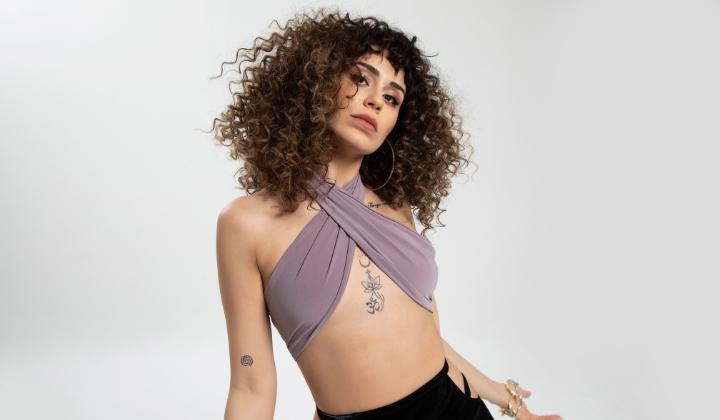 R&B müziğin genç yeteneğinden EP sinyali 1 R&B müziğin genç yeteneğinden EP sinyali