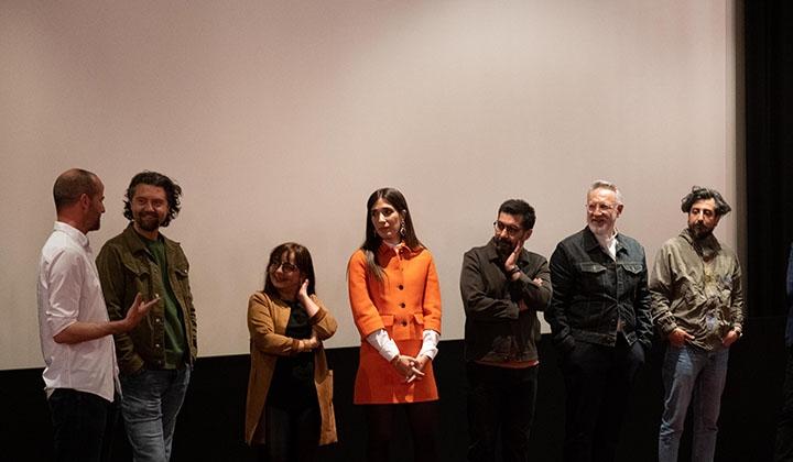 'Crossroads' belgeselinin özel gösteriminde film ekibi ve özel davetliler bir araya geldi 7 ‘Crossroads’ belgeselinin özel gösteriminde film ekibi ve özel davetliler bir araya geldi