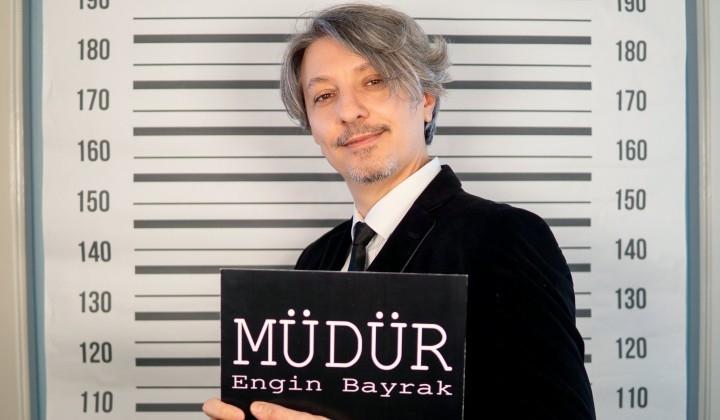 Engin Bayrak’tan tüm müdürlere şarkı