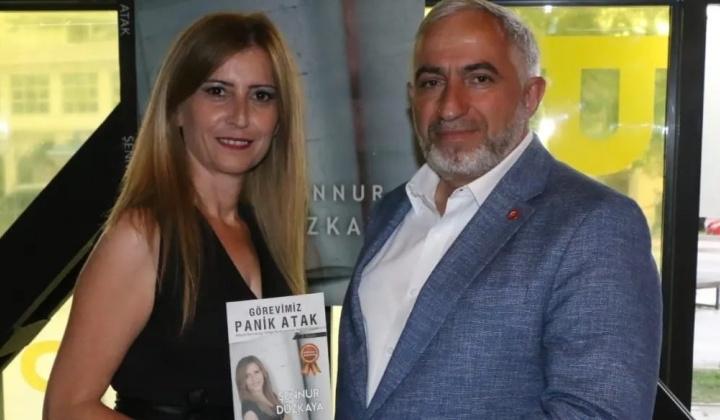 Şennur Düzkaya’nın imza gününe yoğun ilgi