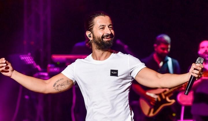 Koray Avcı Bodrum’da sevenleriyle buluştu