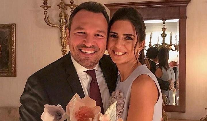 Ali Sunal eşi ve kızını paylaştı 3 Ali Sunal eşi ve kızını paylaştı