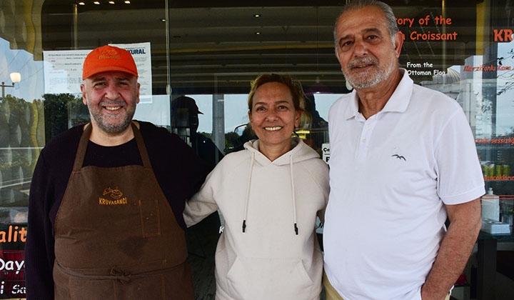 Ahmet Nart, Kruvasancı'sında eski dostlarını ağırladı 3 Ahmet Nart, Kruvasancı’sında eski dostlarını ağırladı