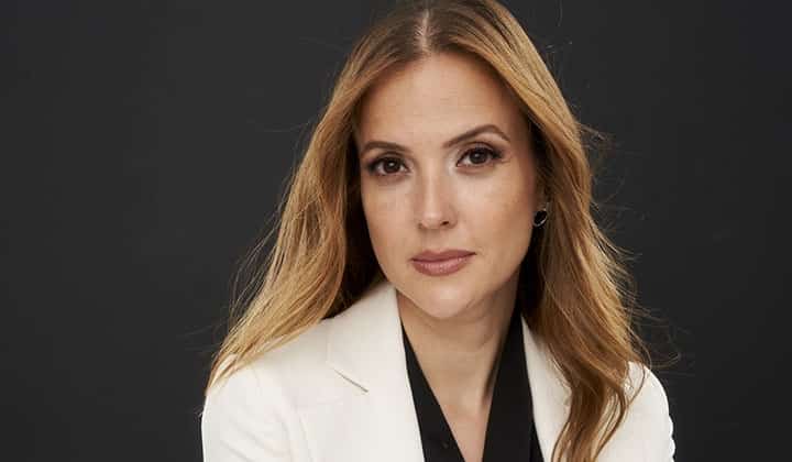Simge Fıstıkoğlu yaşadığı zor günleri anlattı