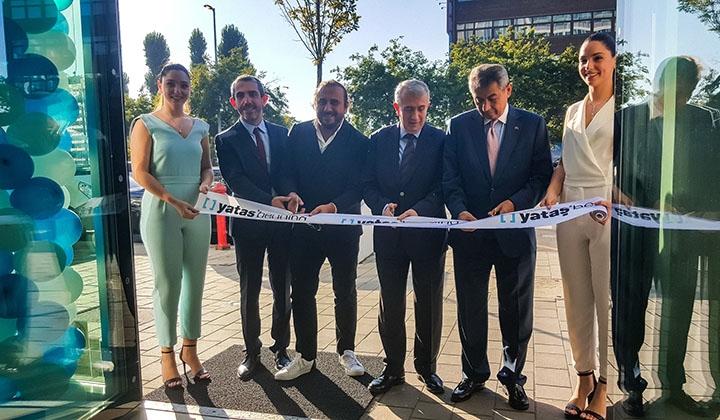 Yataş Grup Budapeşte’de üç mağaza birden açtı 1 Yataş Grup Budapeşte’de üç mağaza birden açtı