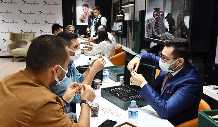 Istanbul Jewelry Show, kapılarını 51. kez açtı! 7 Istanbul Jewelry Show, kapılarını 51. kez açtı!
