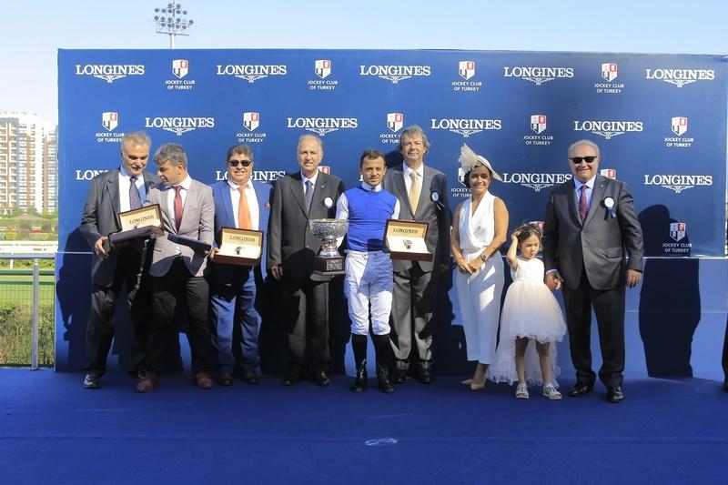 2e97b3a66b354fcea347e6e9e776ae22longines30 odul-toreni
