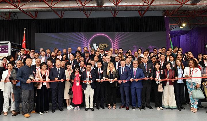 Istanbul Jewelry Show, mücevher sektörünü 50. kez bir araya getiriyor