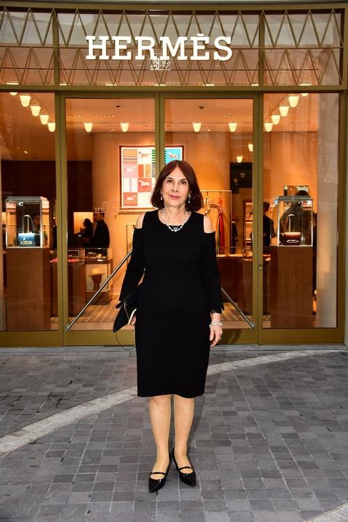 7104a6d3336149fcbe2506a6cf0c215chermes33 zeynep-germen