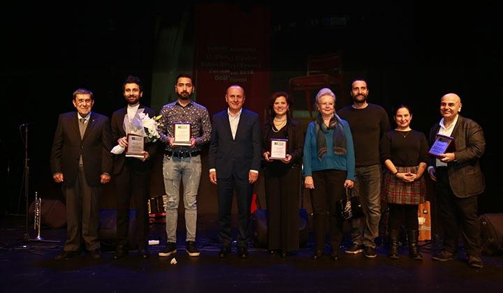 Ulusal Tiyatro Oyunu Ödülleri sahiplerini buldu 1 Ulusal Tiyatro Oyunu Ödülleri sahiplerini buldu
