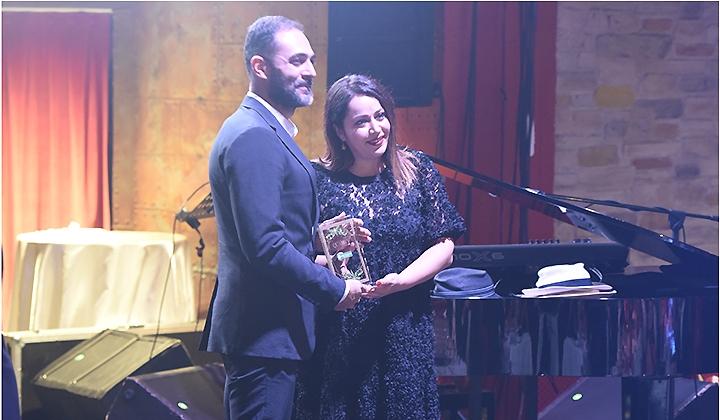 Quality of Magazine'den Yves Rocher'a anlamlı plaket 1 Quality of Magazine’den Yves Rocher’a anlamlı plaket