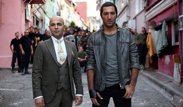 Çukur'un yeni sezonundan ilk kareler yayınlandı 7 Çukur’un yeni sezonundan ilk kareler yayınlandı