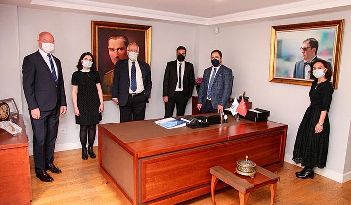 Ergün Polat İnşaat, Stratejik İletişim Danışmanlığı ve Marka Pazarlama İletişim Yönetimi alanlarında BEZE Group ile çalışmaya başladı 1 Ergün Polat İnşaat, Stratejik İletişim Danışmanlığı ve Marka Pazarlama İletişim Yönetimi alanlarında BEZE Group ile çalışmaya başladı
