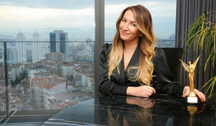 PayFix’in Yönetim Kurulu Üyesi Hülya Turan, dijitalleşen dünyayı ve yeni dijital cüzdan ile merak edilenleri Quality'e anlattı 5 PayFix’in Yönetim Kurulu Üyesi Hülya Turan, dijitalleşen dünyayı ve yeni dijital cüzdan ile merak edilenleri Quality’e anlattı