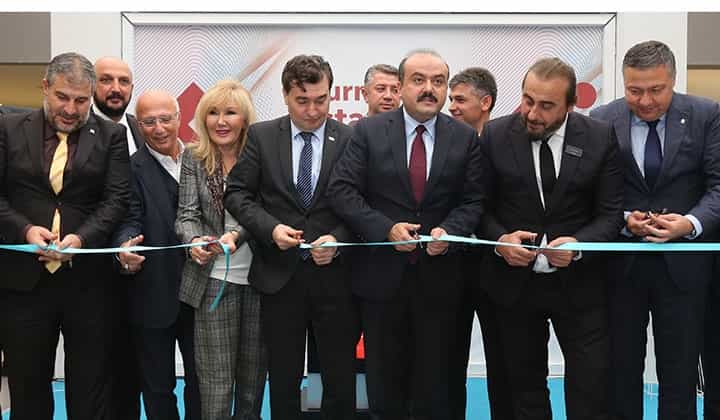 Furniture İstanbul kapılarını açtı 3 Furniture İstanbul kapılarını açtı