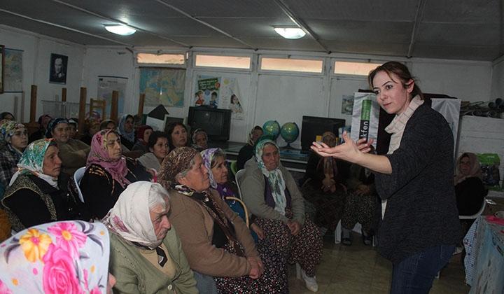 'Hijyen Sağlıktır' projesi ile 2 bin kadına hijyen eğitimi 1 ‘Hijyen Sağlıktır’ projesi ile 2 bin kadına hijyen eğitimi