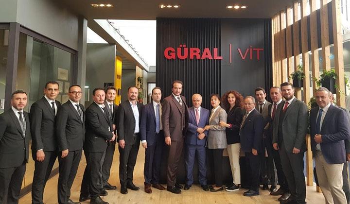Güral/Vit yeni tasarımlarını İtalya'da sergiledi 1 Güral/Vit yeni tasarımlarını İtalya’da sergiledi