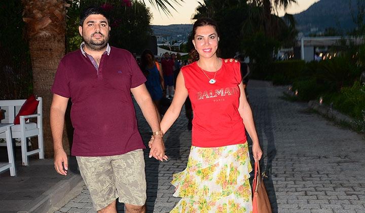 Ebru Yaşar ile Necati Gülseven Bodrum tatiline devam ediyor