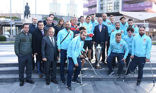 Ağaoğlu, Ampute Millilere ÇekmeköyPark’tan dairelerini verdi 7 Ağaoğlu, Ampute Millilere ÇekmeköyPark’tan dairelerini verdi