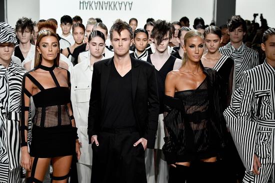 ak2017 ak2017 Hakan Akkaya New York Fashion Week: We’re one and the same