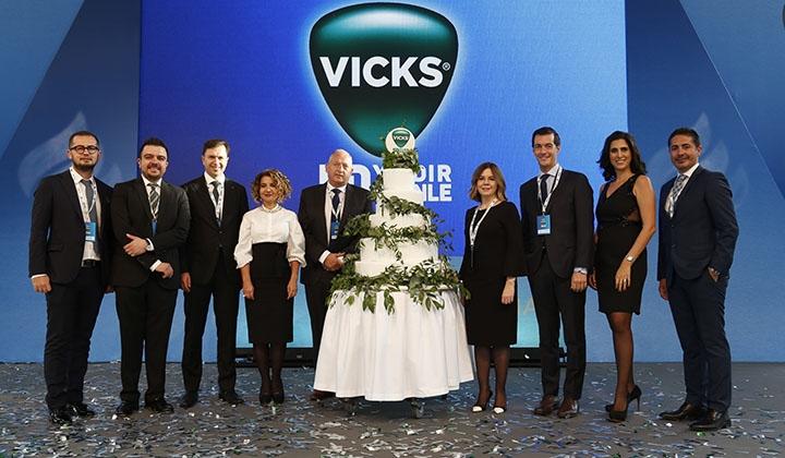 Vicks, Türkiye’deki 50’nci yaşını görkemli bir törenle kutladı 1 Vicks, Türkiye’deki 50’nci yaşını görkemli bir törenle kutladı