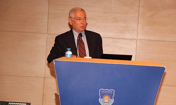 Acıbadem Üniversitesi yeni akademik yılında çıtayı yükseltti