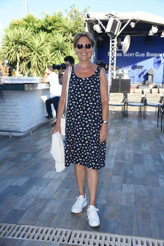 e004476c56c34936b56518b635a4498ctroya20 sibel-savaci