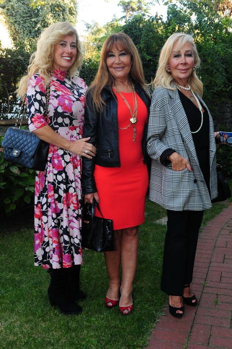 est2012 julide-onengut-neslihan-kozanoglu-alegra-levi