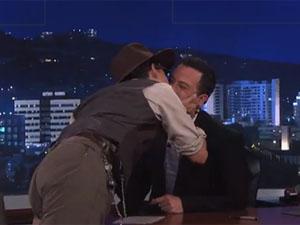 Johhny Depp Jimmy Kimmel öpüşme 1 Johhny Depp Jimmy Kimmel öpüşme