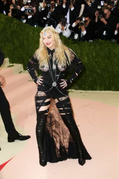 spl1274083_020 madonna