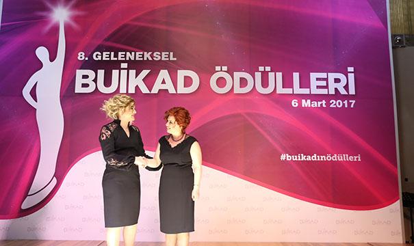 Yılın Başarılı Kadın Yöneticisi Tülin Tezer oldu 3 Yılın Başarılı Kadın Yöneticisi Tülin Tezer oldu