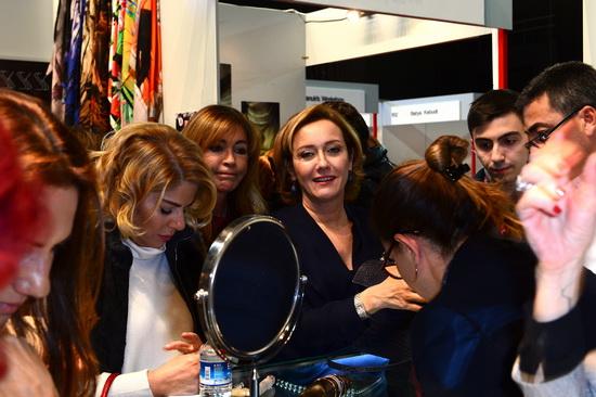 zubi208 ece-kurdoglu-daliah-garih-revna-demiroren