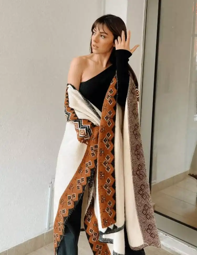 Aslı Malbora da kısa saç akımına uydu 3 6425195ee4bfdd22d07e7c38 Aslı Malbora da kısa saç akımına uydu