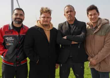 Kahkaha dolu komedi filmi ‘Üçlü Pürüz’ün afişi yayınlandı