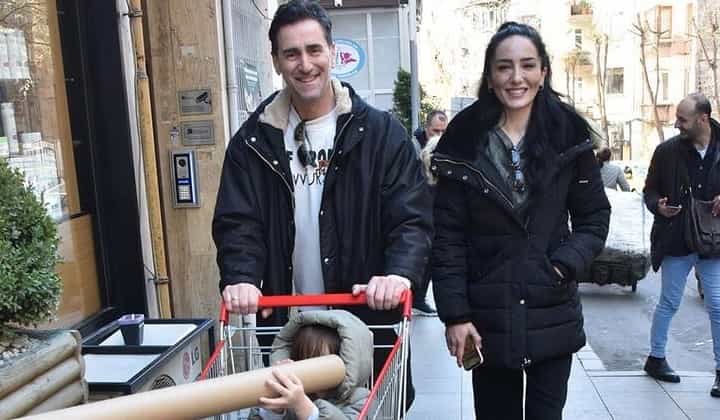 Bekir Aksoy’un oğlu Asil, 3 yaşında sergi açıyor
