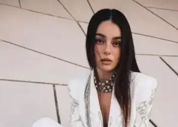 Ayça Ayşin Turan saçlarında imaj değişikliği yaptı