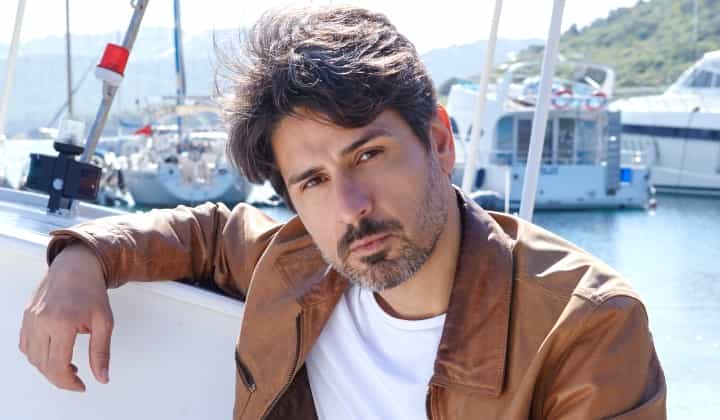 Barış Hayta oyunculuğa geri dönerken, yeni çıkardığı şarkıyı da müzikseverlerin beğenisine sundu 1 Barış Hayta oyunculuğa geri dönerken, yeni çıkardığı şarkıyı da müzikseverlerin beğenisine sundu