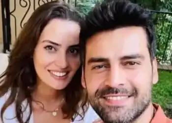 Erkan Meriç ve Yağmur Öztürk, dizinin final yapmasıyla aşklarını ilan etti