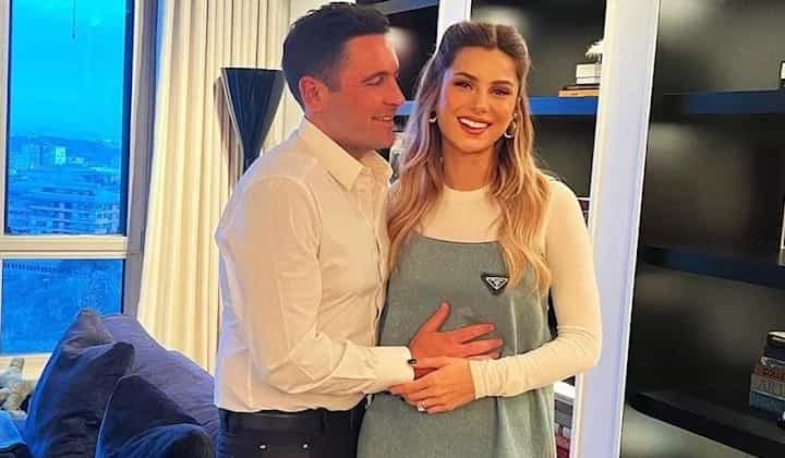 Hacı Sabancı ile Nazlı Kayı’dan bebek müjdesi 1 Hacı Sabancı ile Nazlı Kayı’dan bebek müjdesi