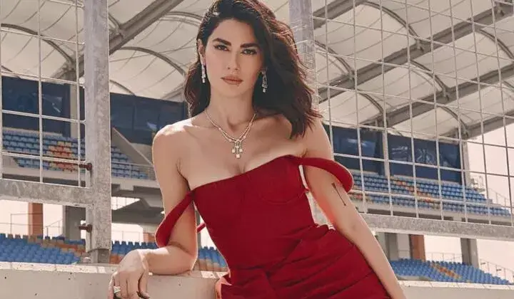 Nesrin Cavadzade kaza yaptı
